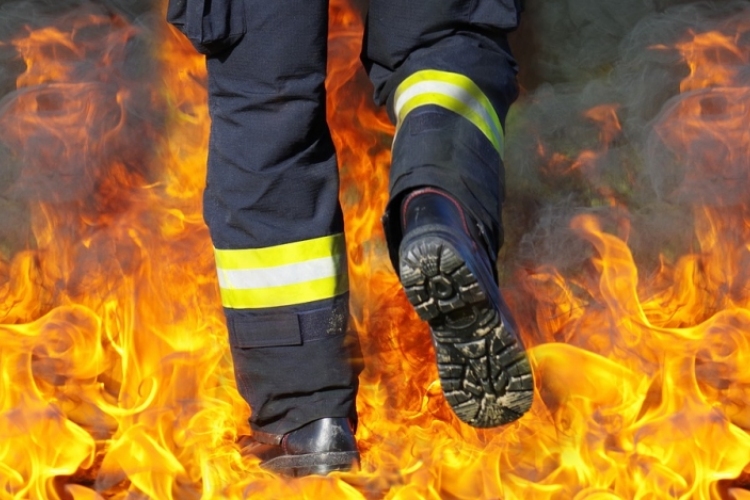 Újra életbe lép a tűzgyújtási tilalom a keleti országrészben