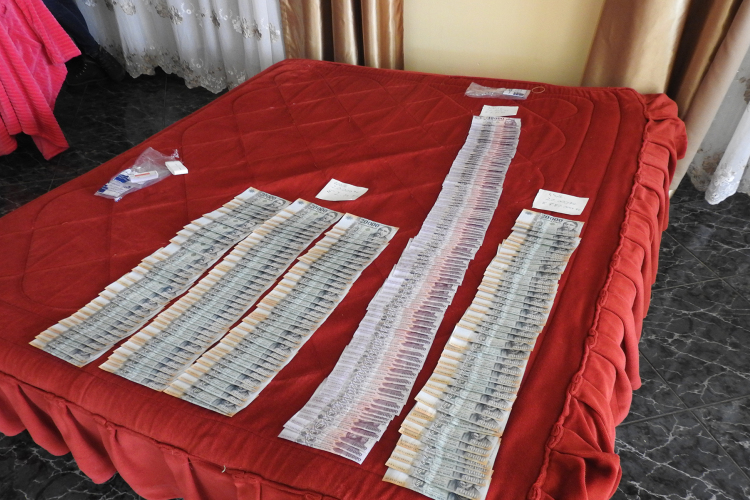 Emberkereskedő és nőket futtató családot kaptak el Fóton