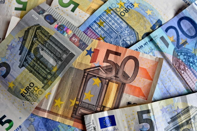 Romlott a gazdasági hangulat az euróövezetben és az EU-ban szeptemberben 