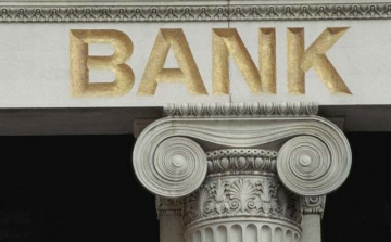 A Bankszövetség elhatárolódik a tömeges szerződésfelmondástól 