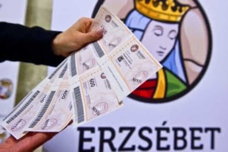 NAV: előre is adható Erzsébet-utalvány
