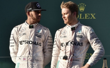 Hamilton felszabadultabb, Rosbergen nagyobb a nyomás