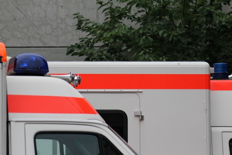 Felrobbant Kijevben egy autó, négy gyermek megsérült