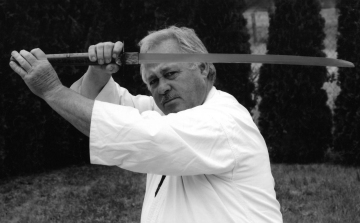 Meghalt Polyák József karate mester