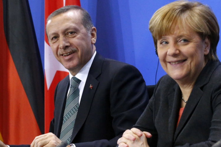 Németországba látogat a török elnök szeptember végén