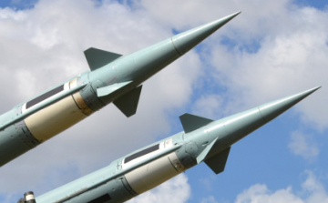 Orosz védelmi tárca: provokáció az orosz rakétákról szóló lengyel bejelentés