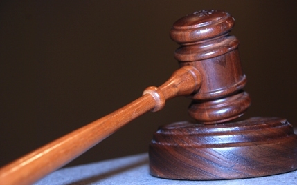 Felfüggesztett fogházbüntetésre ítéltek két nőgyógyászt Szekszárdon