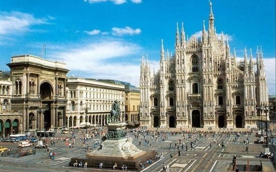 A berlini merénylet után Milánó már betonelemekkel védekezik 