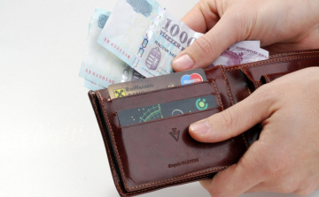 Több ezer forinttal is emelkedhet a táppénz havonta