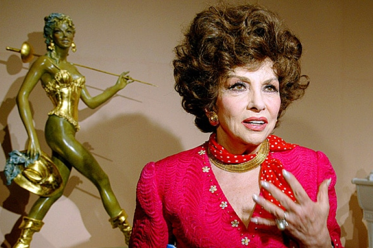 Csillagot kap Hollywoodban a 90 éves Gina Lollobrigida