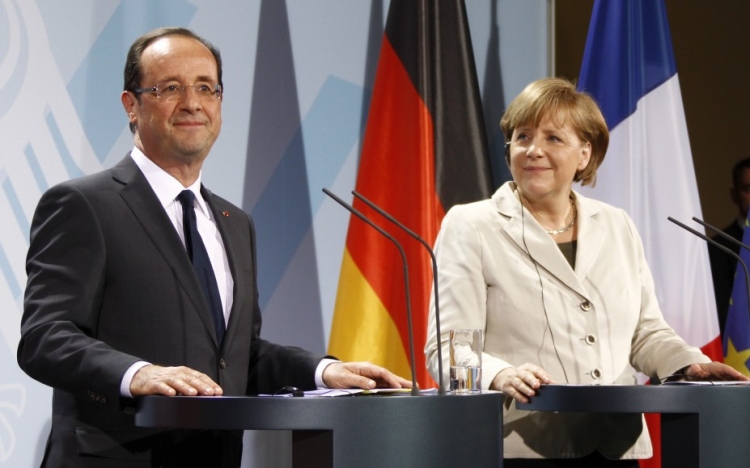 Merkel és Hollande november 25-én Párizsban egyeztet a terrorellenes küzdelemről