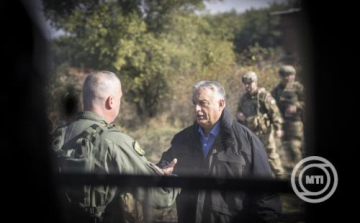 Orbán Viktor hadgyakorlaton vett részt